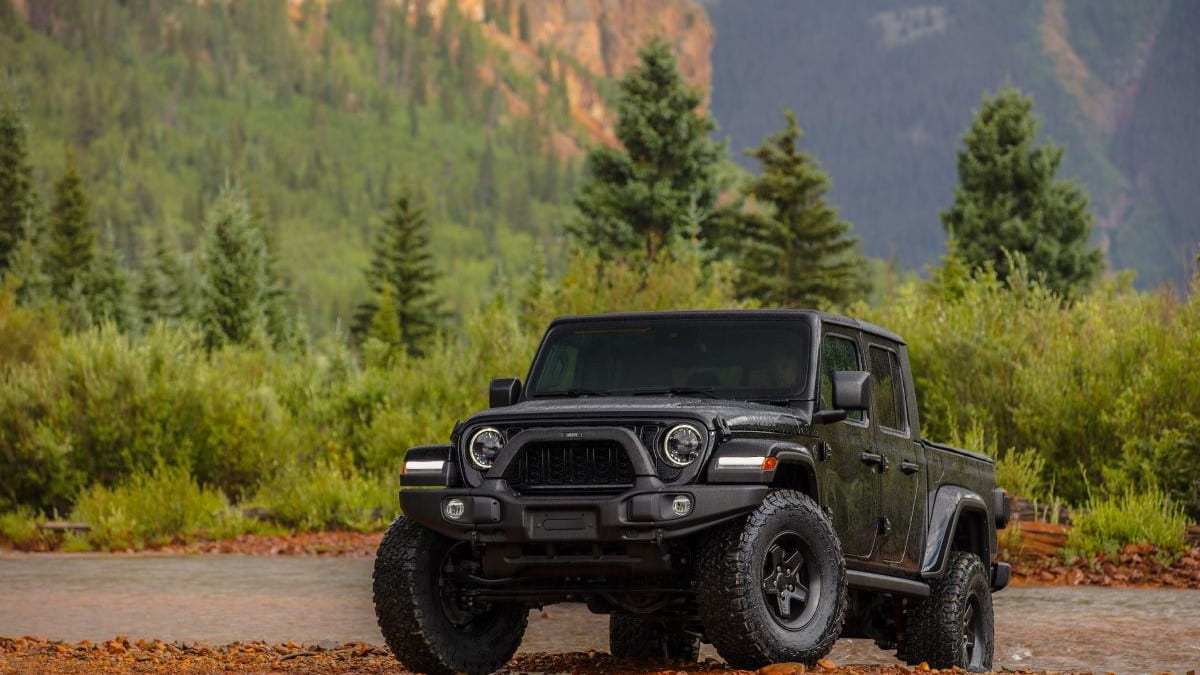 Three Reasons that the Jeep AEV Upfitting Packages are Exploding in